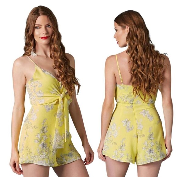 Lush Pants - Lush Lemonade Yellow Floral Chiffon Sleeveless Romper Women's M
